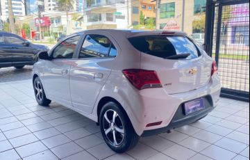 Chevrolet Onix 1.4 MPFi LTZ 8v - Foto #9