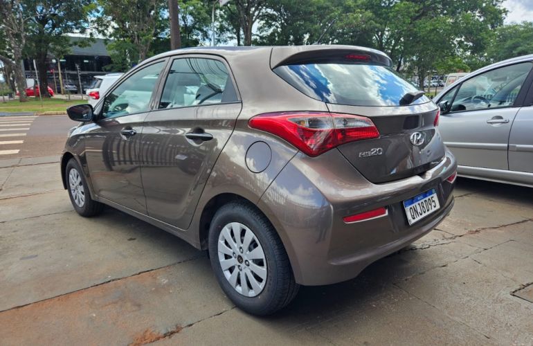 Hyundai HB20 1.0 Comfort - Foto #10