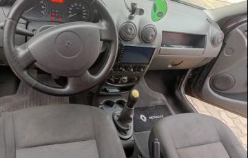 Renault Logan Authentique 1.0 16V (flex) - Foto #2