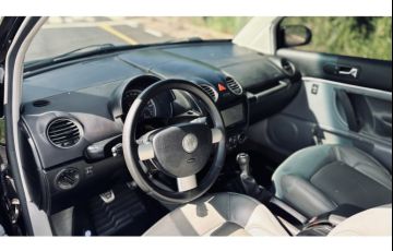 Volkswagen New Beetle 2.0 - Foto #8