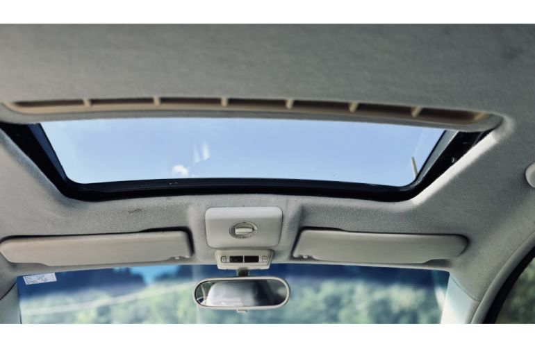 Volkswagen New Beetle 2.0 - Foto #10