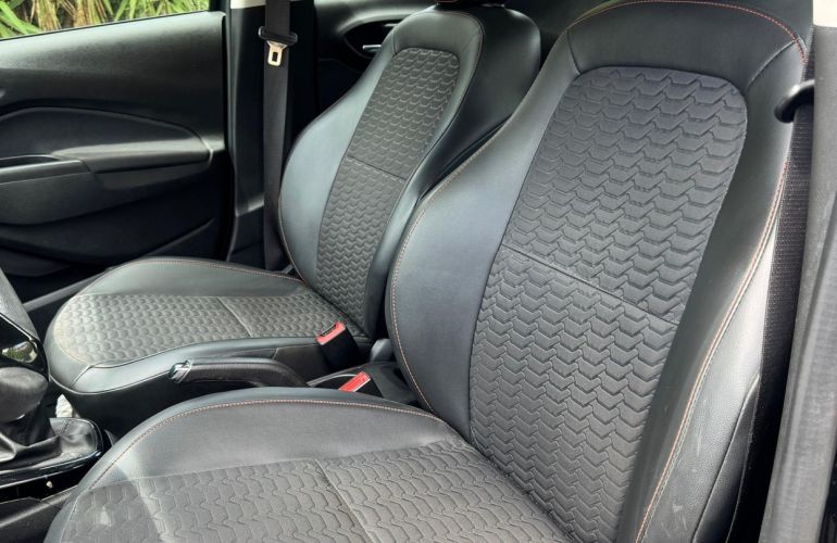 Chevrolet Onix 1.4 MPFi LTZ 8v - Foto #9