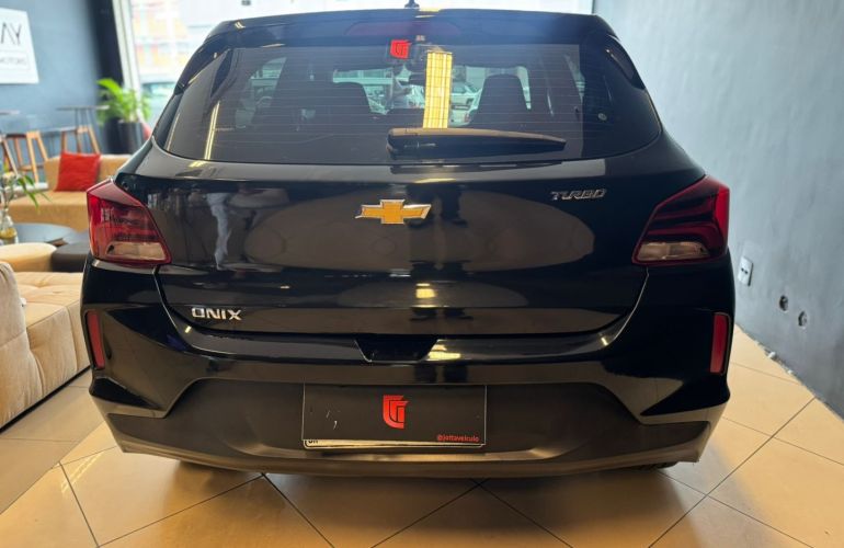 Chevrolet Onix 1.0 Turbo Flex Automático - Foto #4