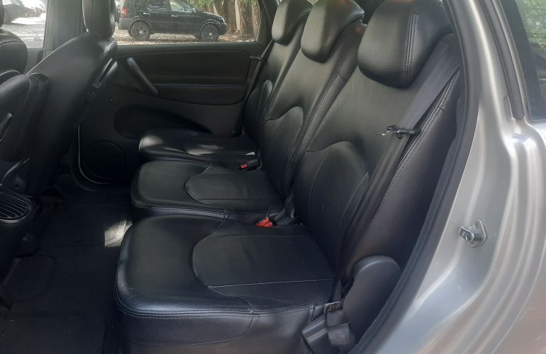 Citroën Xsara Picasso GLX 1.6 16V (flex) - Foto #7