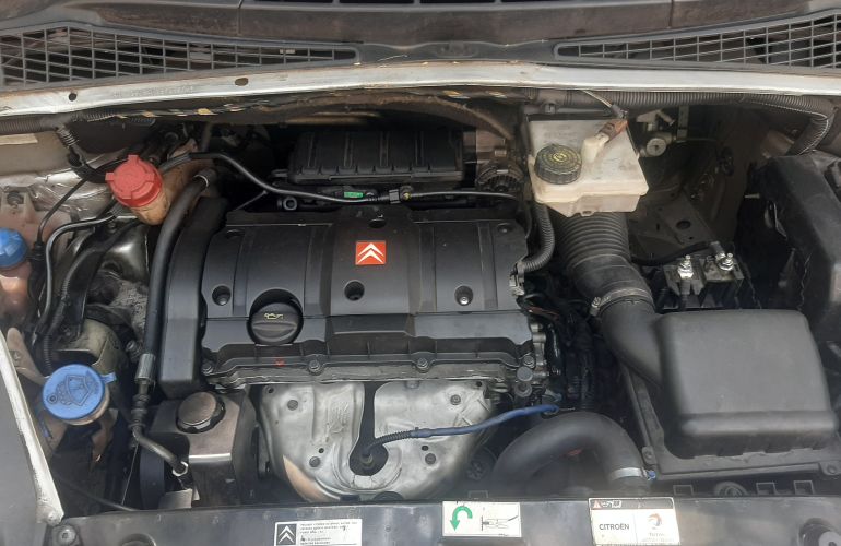 Citroën Xsara Picasso GLX 1.6 16V (flex) - Foto #8