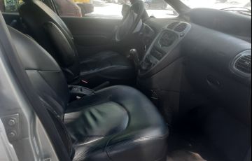 Citroën Xsara Picasso GLX 1.6 16V (flex) - Foto #10