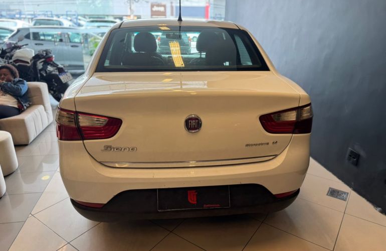 Fiat Grand Siena 1.4 MPi Attractive 8V Flex 4p Manual - Foto #5