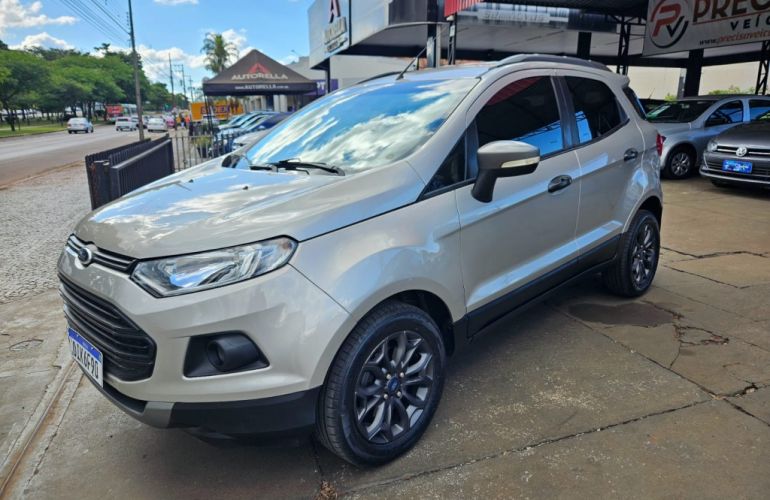Ford Ecosport Freestyle 1.6 (Flex) - Foto #1