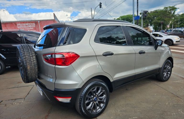 Ford Ecosport Freestyle 1.6 (Flex) - Foto #8