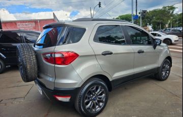 Ford Ecosport Freestyle 1.6 (Flex) - Foto #8