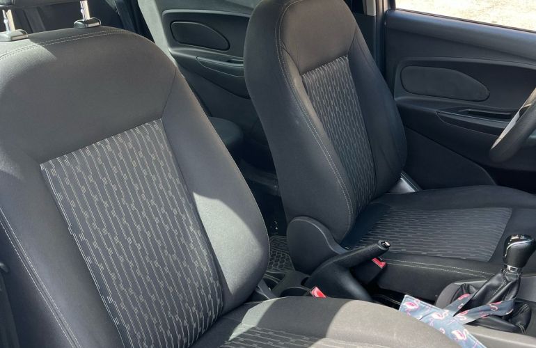 Ford Ka Sedan SE 1.0 (Flex) - Foto #5