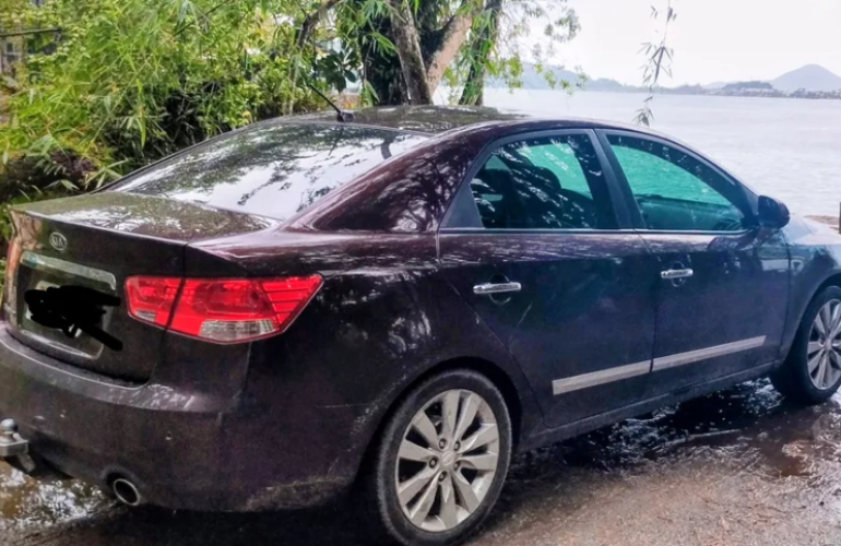 Kia Cerato SX 1.6 16V (aut) - Foto #8