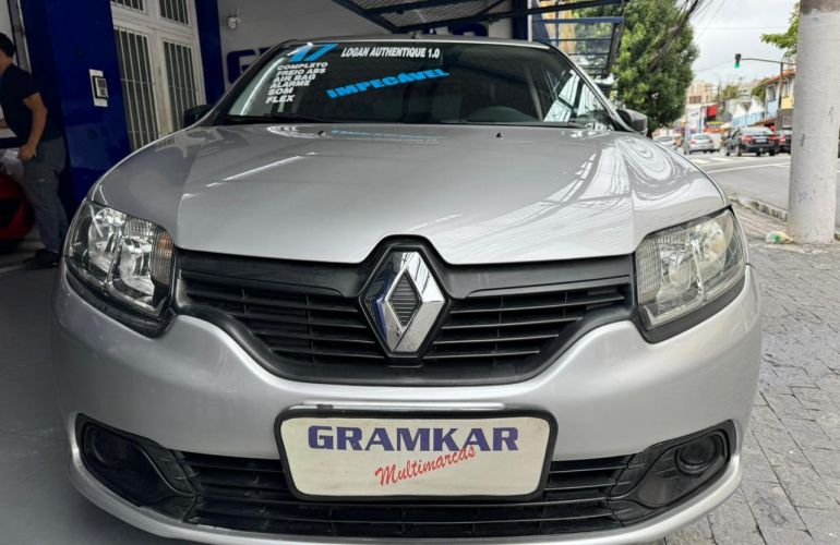 Renault Logan Authentique 1.0 16V (flex) - Foto #1