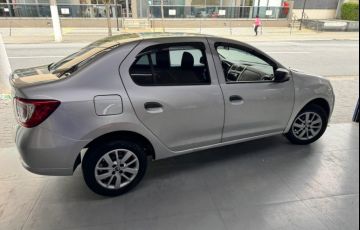 Renault Logan Authentique 1.0 16V (flex) - Foto #3