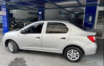 Renault Logan Authentique 1.0 16V (flex) - Foto #7