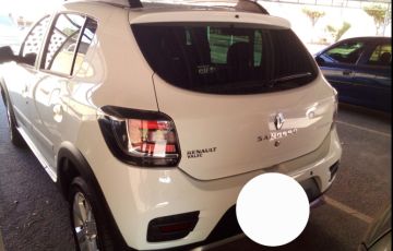Renault Sandero Stepway 1.6 16V SCe (Flex) - Foto #3