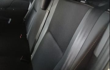 Renault Sandero Stepway 1.6 16V SCe (Flex) - Foto #5