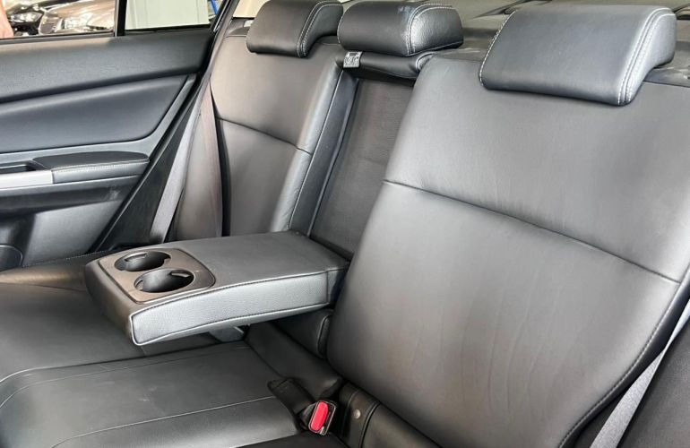 Subaru Impreza 2.0 Sedan AWD 16v - Foto #8