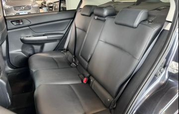 Subaru Impreza 2.0 Sedan AWD 16v - Foto #9