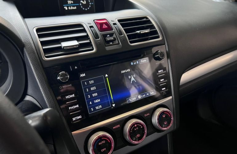 Subaru Impreza 2.0 Sedan AWD 16v - Foto #10