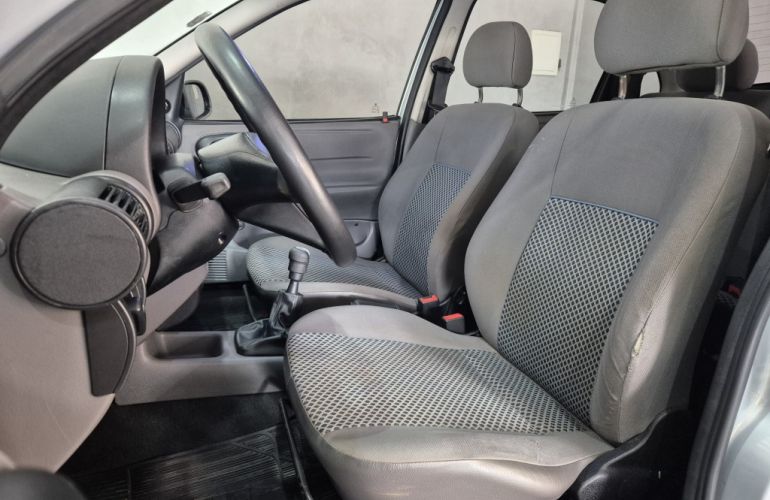 Chevrolet Classic LS VHC E 1.0 (Flex) - Foto #5