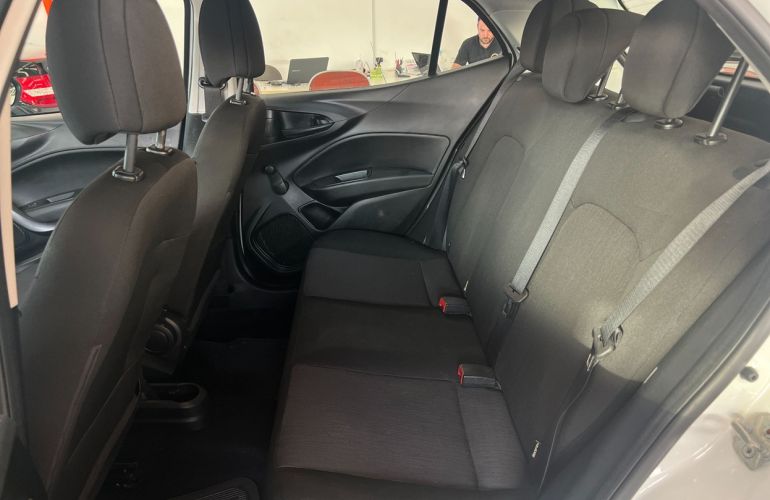 Fiat Argo 1.0 Firefly Drive - Foto #8