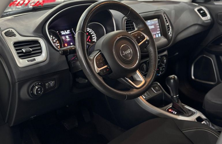 Jeep Compass 2.0 Sport 4x2 16v - Foto #4