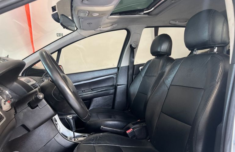 Peugeot 307 2.0 Presence Pack 16v - Foto #7