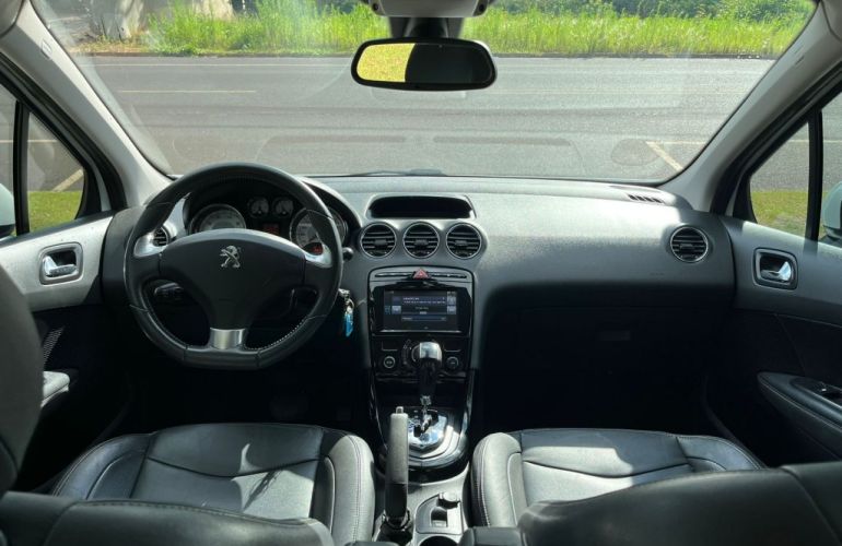 Peugeot 308 Griffe 1.6 THP (Aut) - Foto #9