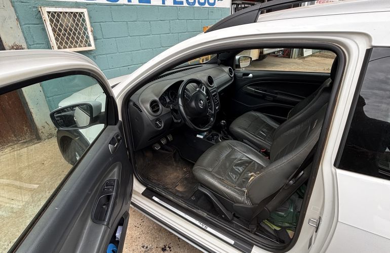 Volkswagen Saveiro Cross 1.6 16v MSI CD (Flex) - Foto #2