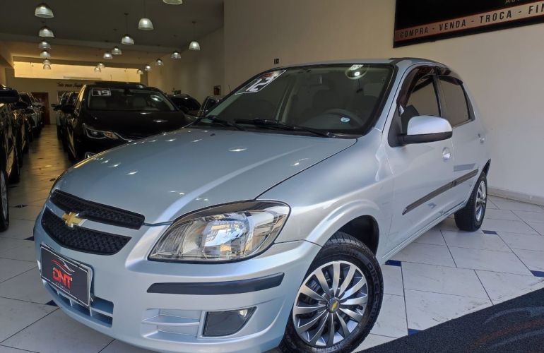 Chevrolet Celta 1.0 MPFi LT 8v - Foto #1