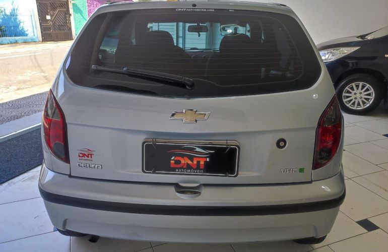 Chevrolet Celta 1.0 MPFi LT 8v - Foto #5