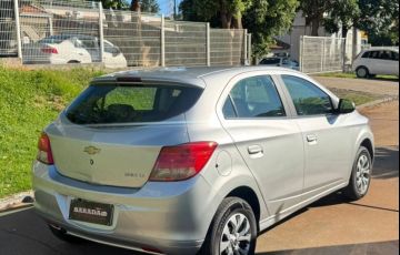 Chevrolet Onix 1.0 MPFi LT 8v - Foto #7