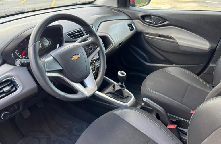 Chevrolet Onix 1.4 MPFi LT 8V Flex 4p Manual - Foto #7