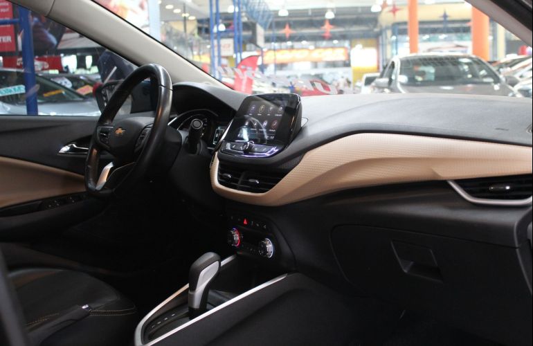 Chevrolet Onix 1.0 Turbo Plus Premier - Foto #8