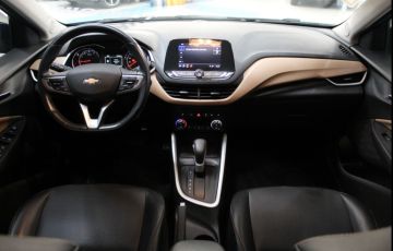Chevrolet Onix 1.0 Turbo Plus Premier - Foto #9