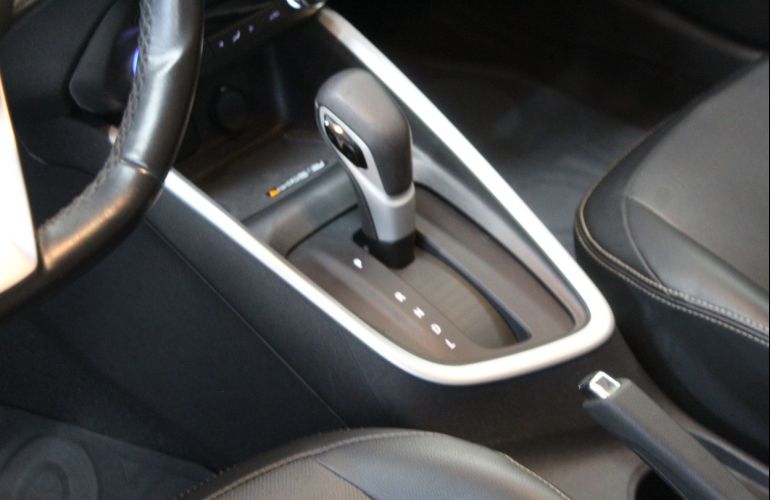 Chevrolet Onix 1.0 Turbo Plus Premier - Foto #10