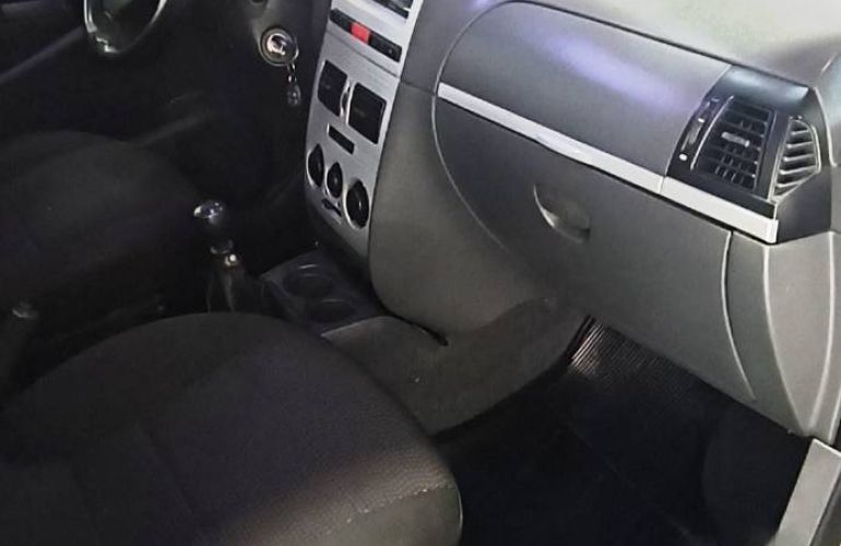 Fiat Idea 1.4 MPi Elx 8v - Foto #8