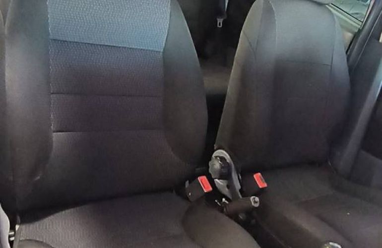 Fiat Idea 1.4 MPi Elx 8v - Foto #9