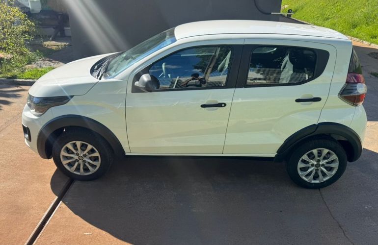 Fiat Mobi 1.0 8V Evo Like - Foto #5