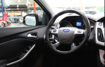 Ford Focus 1.6 SE 16v - Foto #5