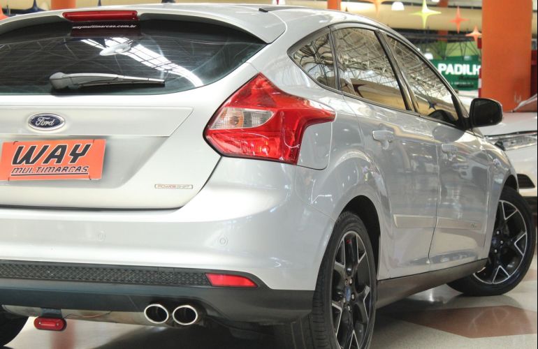 Ford Focus 1.6 SE 16v - Foto #7