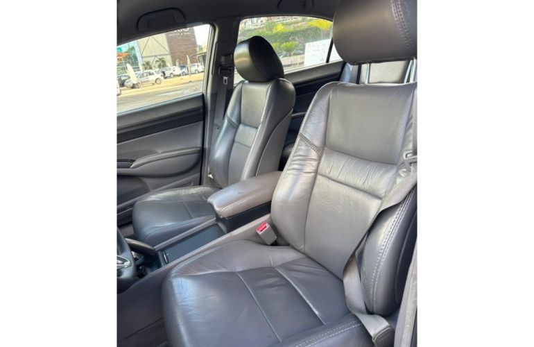 Honda Civic 1.8 Lxl 16V Flex 4p Automático - Foto #8