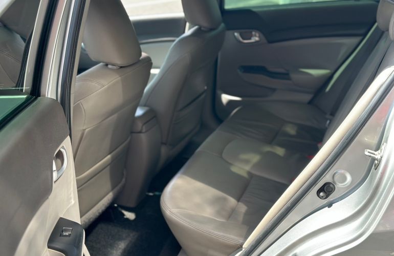 Honda Civic 1.8 Lxl SE 16v - Foto #5