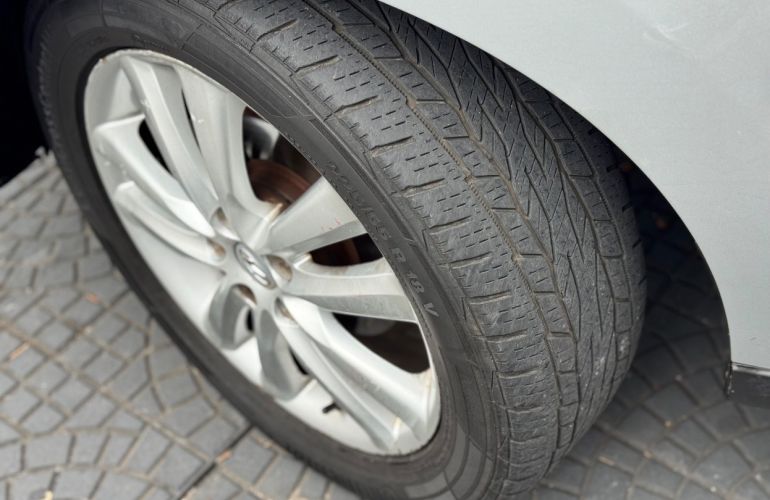 Hyundai Ix35 2.0 MPFi GLS 4x2 16v - Foto #8