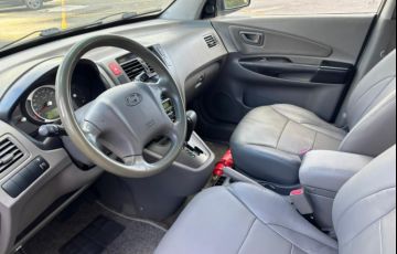 Hyundai Tucson 2.0 MPFi GLS 16V 143cv 2WD Flex 4p Automático - Foto #6