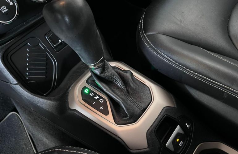 Jeep Renegade 1.8 16V Sport - Foto #10