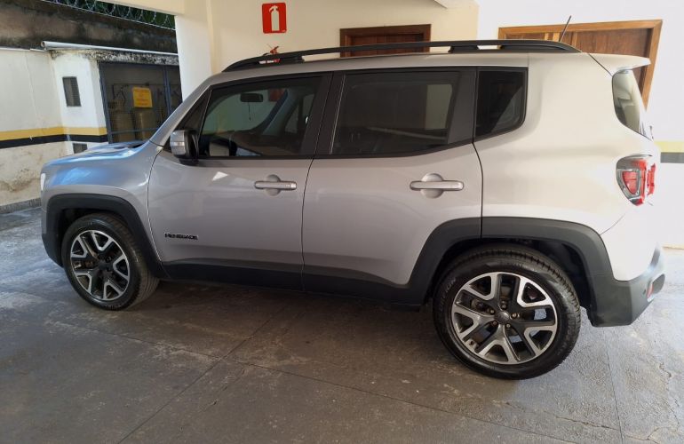Jeep Renegade 1.8 Longitude (Aut) - Foto #5