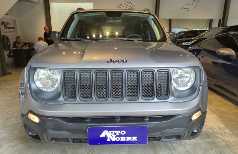 Jeep Renegade 1.8 16v - Foto #2