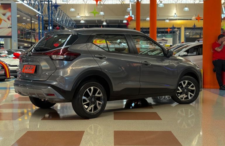 Nissan Kicks 1.6 16V Sense - Foto #2